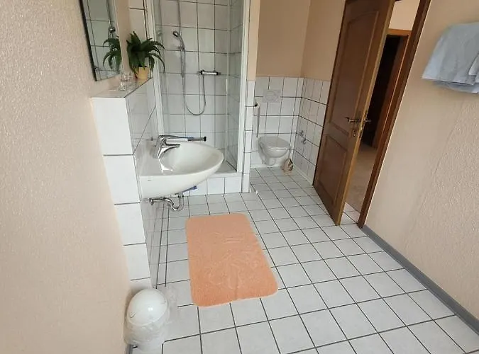 בית הארחה Fuer Monteure 3*